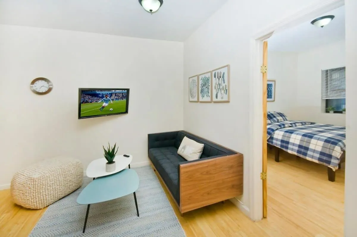 102-1A Best Value 2Br Apt Near Central Park New York Apartman
