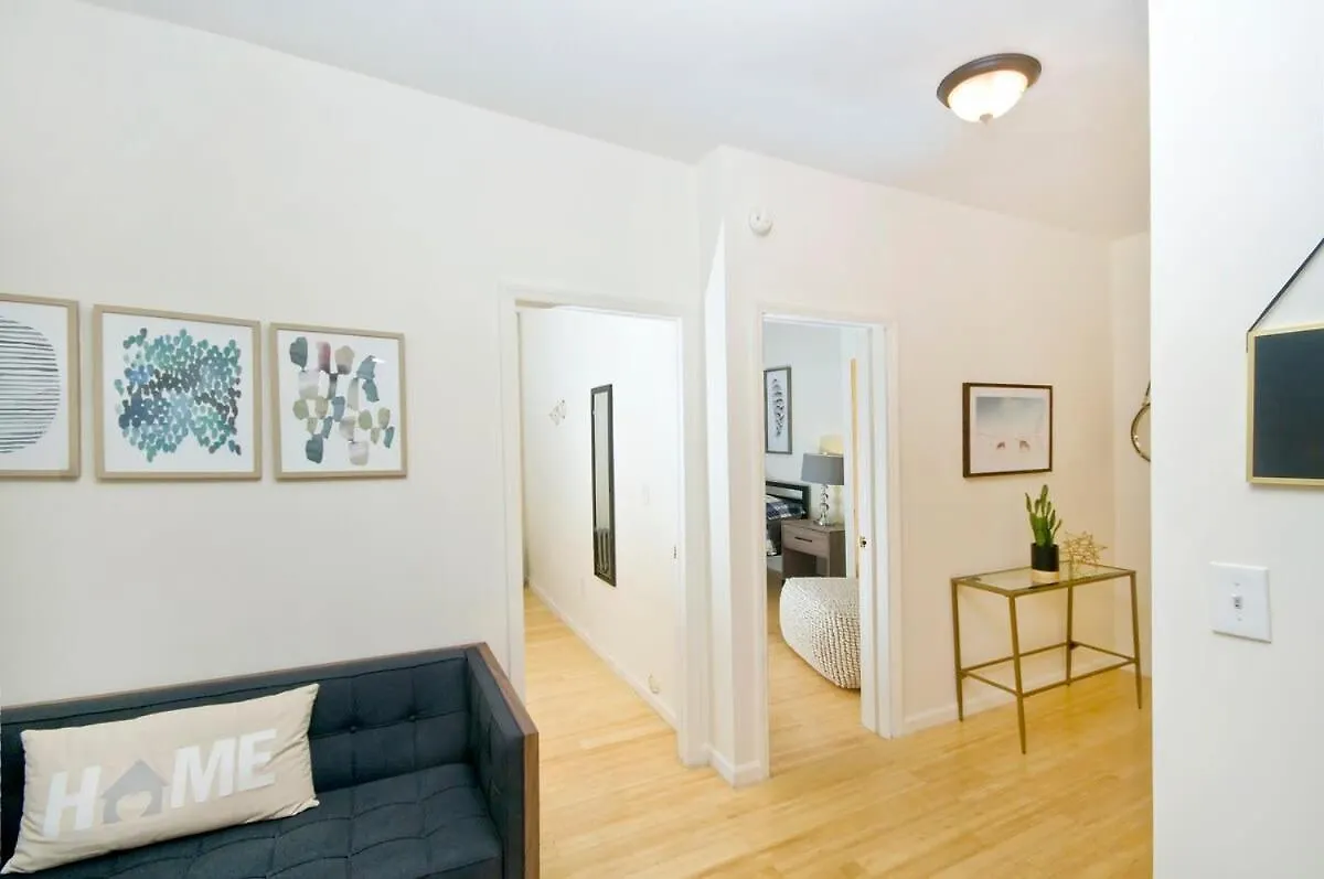 102-1A Best Value 2Br Apt Near Central Park New York Apartment