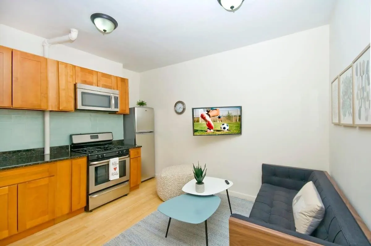 102-1A Best Value 2Br Apt Near Central Park New York 0*,  United States